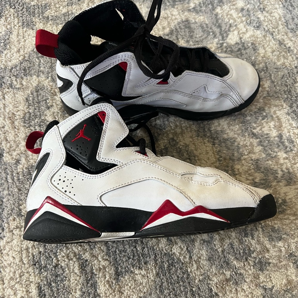 Nike Jordans basketball shoes
